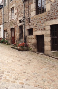VILLEDIEU LES POELES
